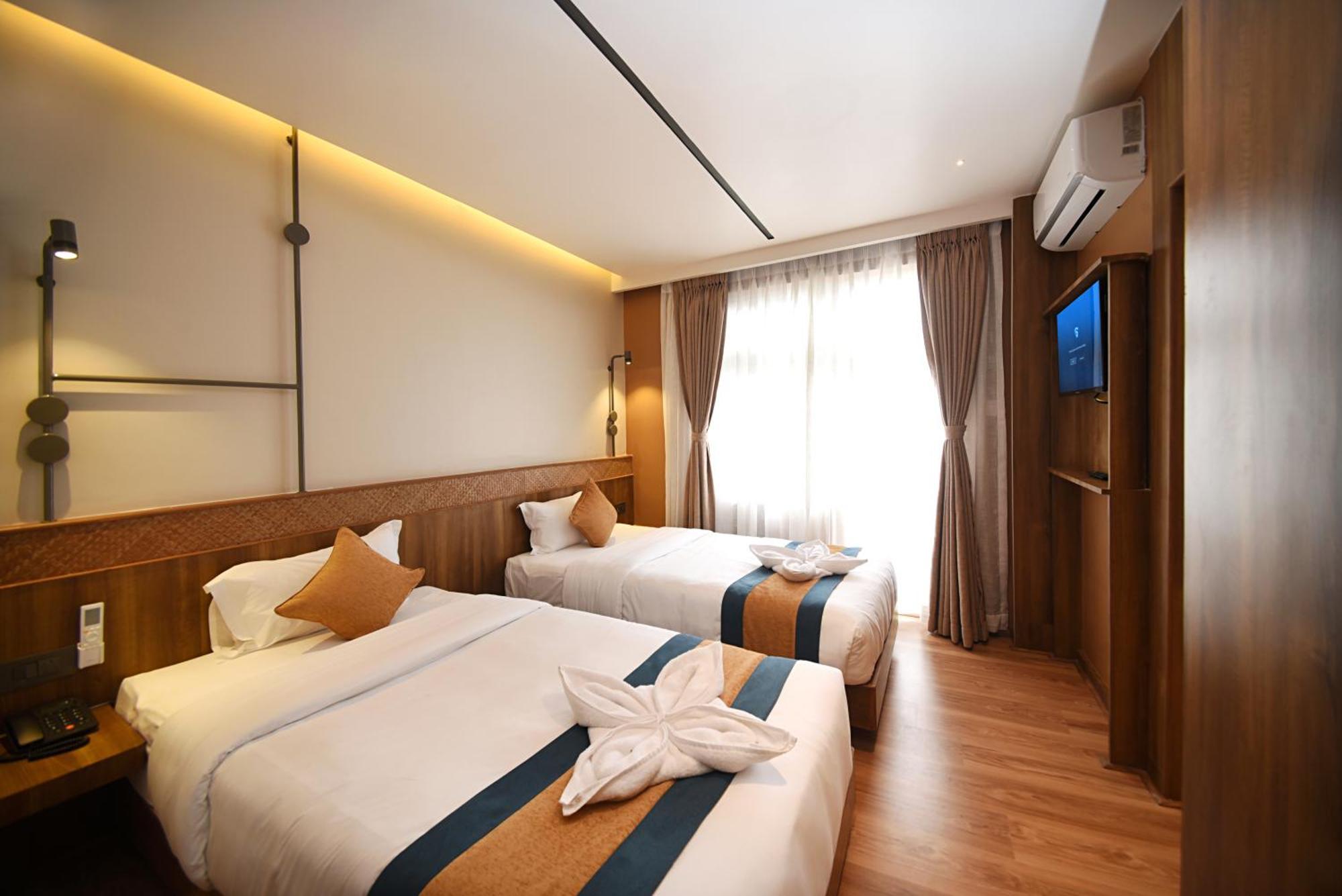 Vistara Hotel 3*